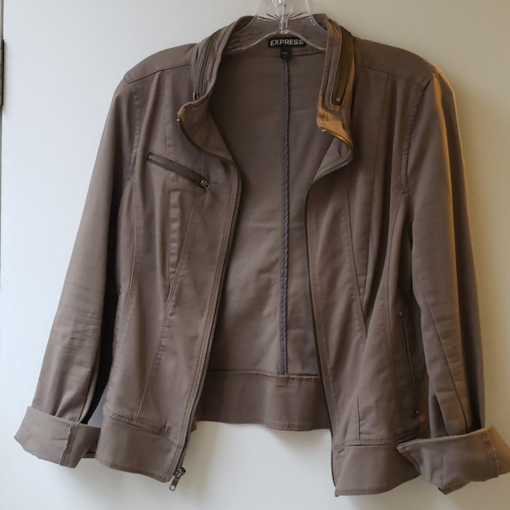 Lightweight stretchy army tan Express jacket